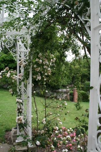 Houghton Lodge Trellis