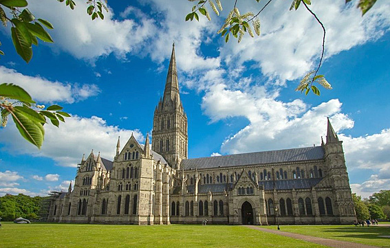 Photo of Salisbury Cathedral